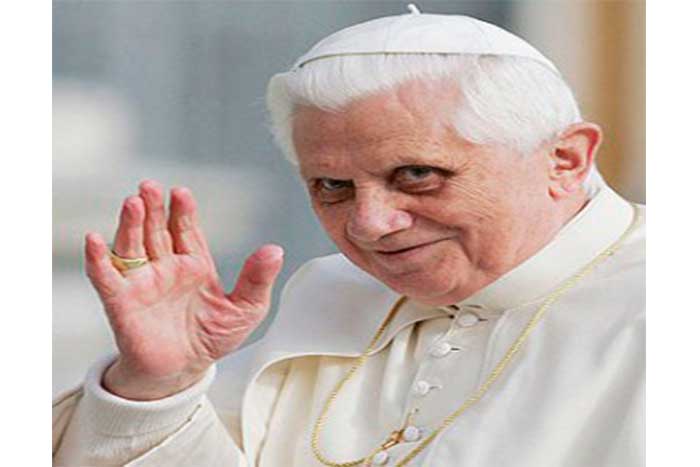 Bento XVI: Meu último dever é encorajar o atual Pontificado