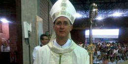 Dom Ailton Menegussi é ordenado em São Mateus